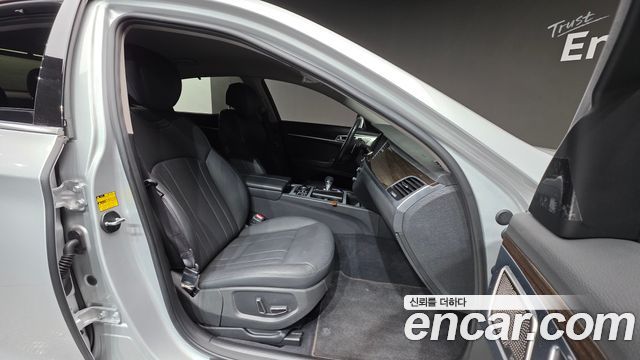 Genesis G80 2017 — photo 10