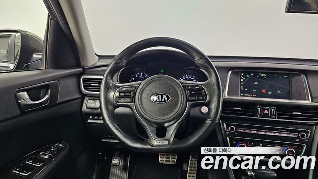 Kia K5 2016 — photo 13