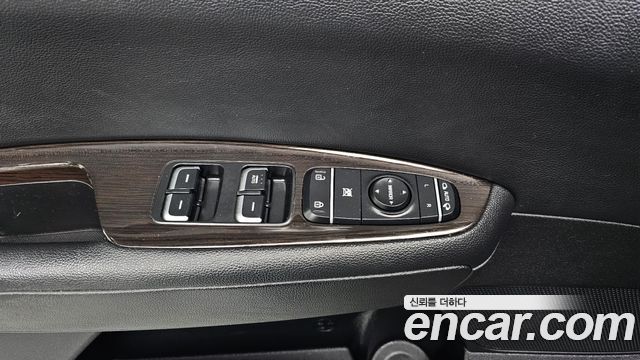 Kia K5 2016 — photo 18