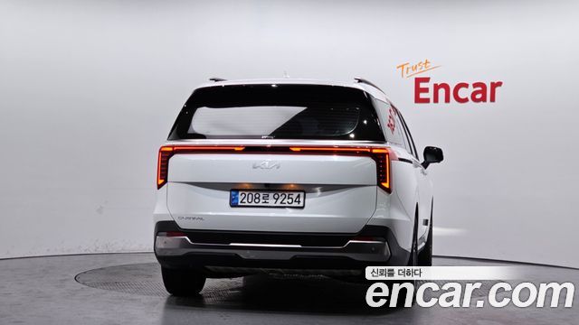 Kia Canival 2025 — photo 4