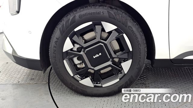 Kia Canival 2025 — photo 5