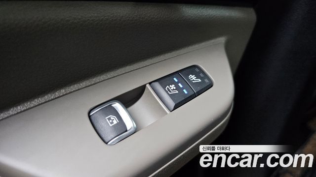 Kia Canival 2025 — photo 17
