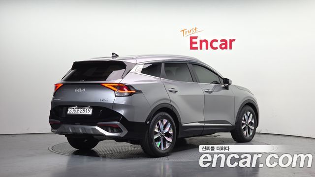 Kia Sportage 2022 — photo 2