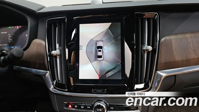 Volvo S90 2023 — photo 16