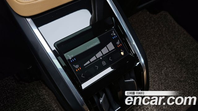 Volvo S90 2023 — photo 18