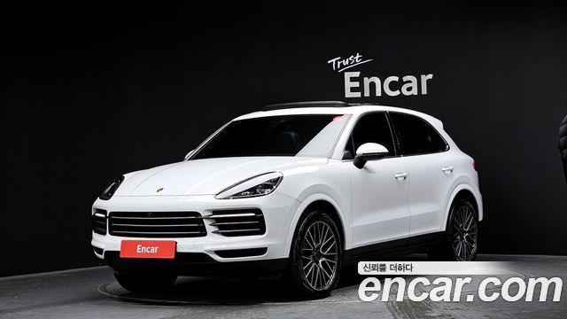 Porsche Cayenne 2021 — photo 1