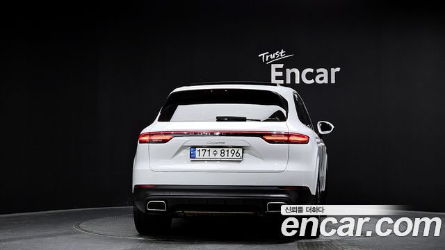 Porsche Cayenne 2021 — photo 4