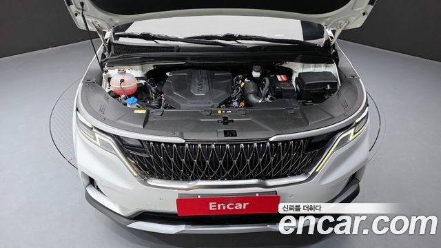 Kia Canival 2023 — photo 6