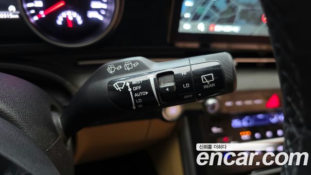 Kia Canival 2023 — photo 15