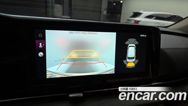 Kia Canival 2023 — photo 16
