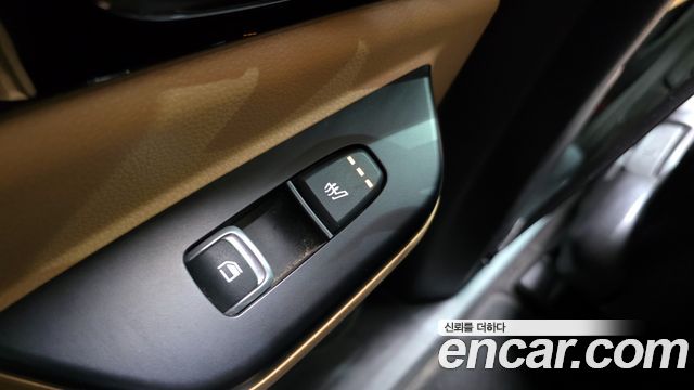 Kia Canival 2023 — photo 18