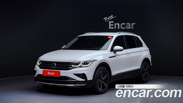 Volkswagen Tiguan 2021 — photo 1