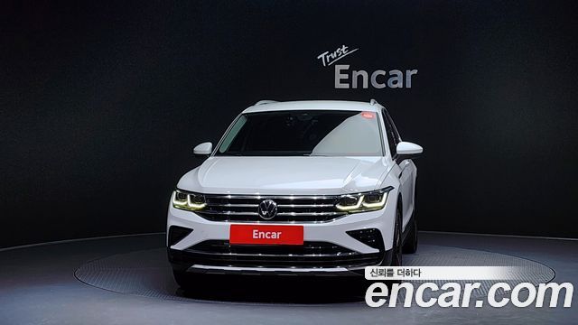 Volkswagen Tiguan 2021 — photo 3