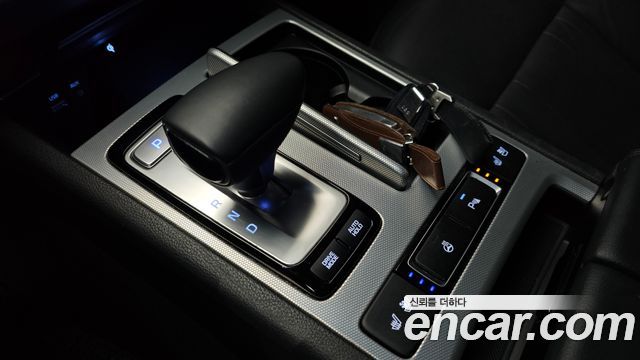 Genesis G80 2017 — photo 9