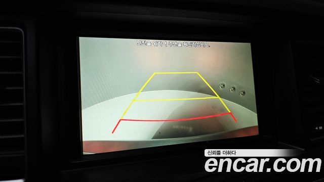 Genesis G80 2017 — photo 15