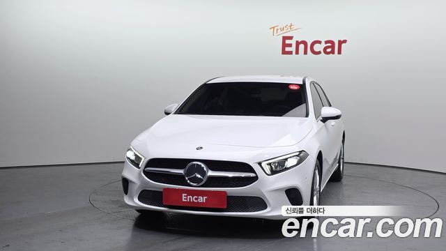 Mercedes-Benz A-Class 2019 — photo 3