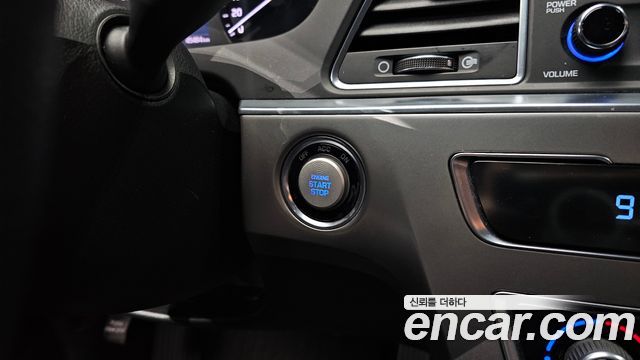 Hyundai Sonata 2016 — photo 20