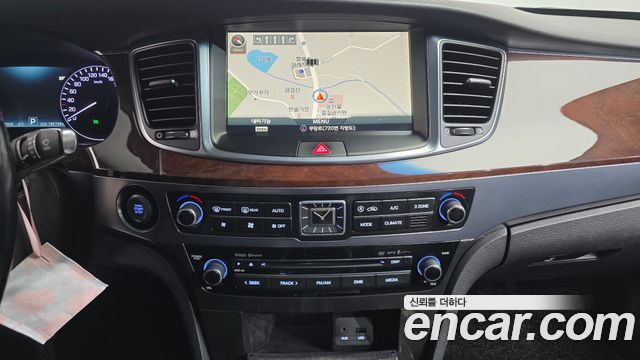Hyundai Equus 2014 — photo 15