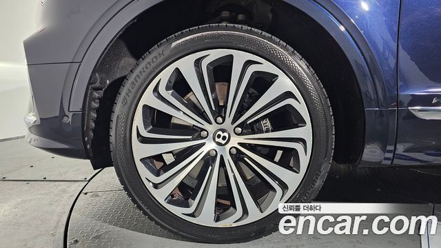 Bentley Bentayga 2022 — photo 5