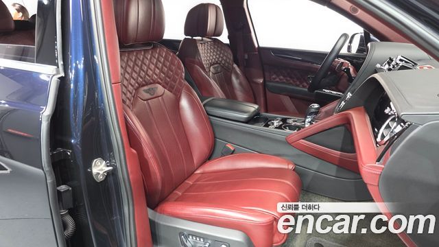 Bentley Bentayga 2022 — photo 10