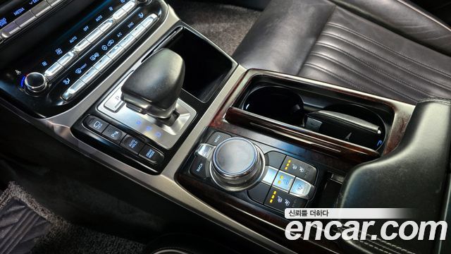 Genesis EQ900 2017 — photo 9