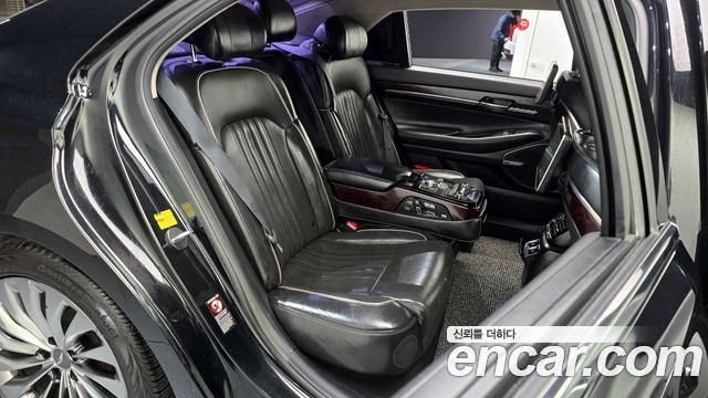 Genesis EQ900 2017 — photo 12