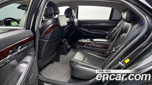 Genesis EQ900 2017 — photo 13