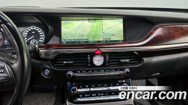 Genesis EQ900 2017 — photo 17
