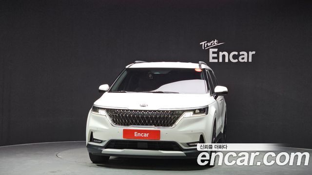 Kia Canival 2021 — photo 3