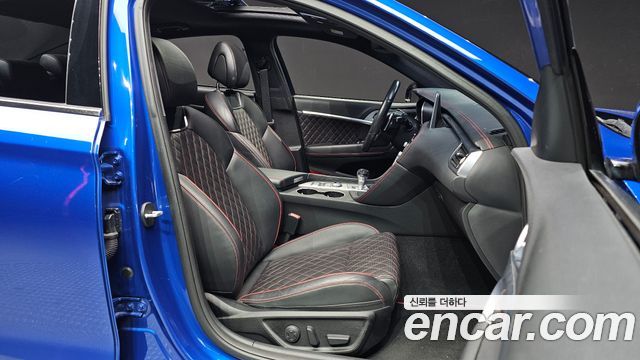 Genesis G70 2018 — photo 10