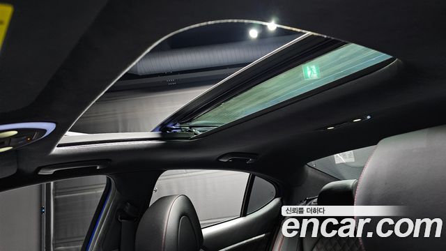 Genesis G70 2018 — photo 19