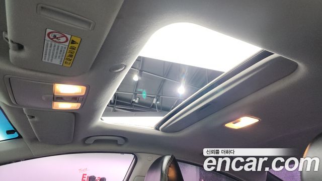 Hyundai AVANTE 2012 — photo 19