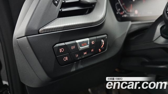 BMW 2-Series 2023 — photo 17