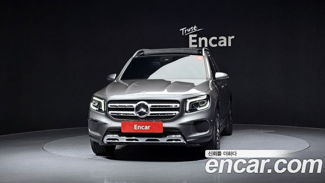 Mercedes-Benz GLB-Class 2021 — photo 3