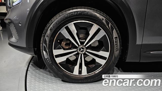 Mercedes-Benz GLB-Class 2021 — photo 5