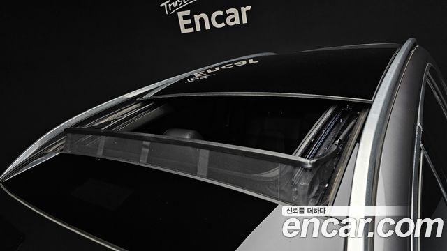 Mercedes-Benz GLB-Class 2021 — photo 19