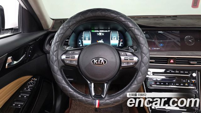 Kia K7 2020 — photo 13