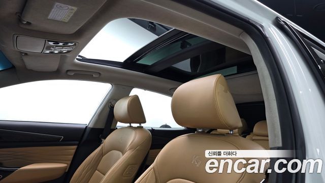 Kia K7 2020 — photo 17