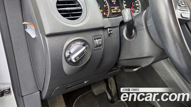 Volkswagen Tiguan 2014 — photo 19