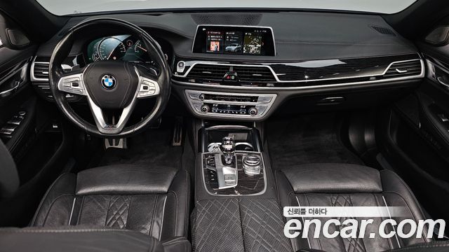 BMW 7-Series 2018 — photo 7