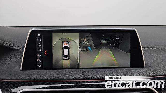 BMW 7-Series 2018 — photo 15