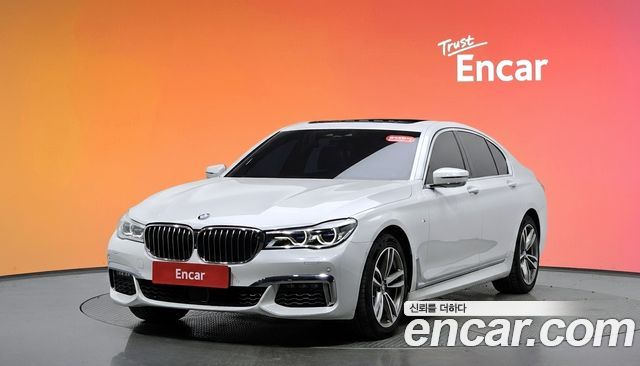 BMW 7-Series 2018 — photo 1