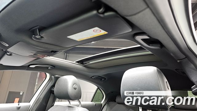 Mercedes-Benz A-Class 2018 — photo 19
