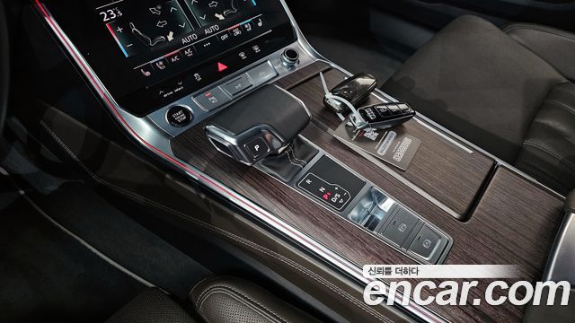 Audi A7 2022 — photo 9