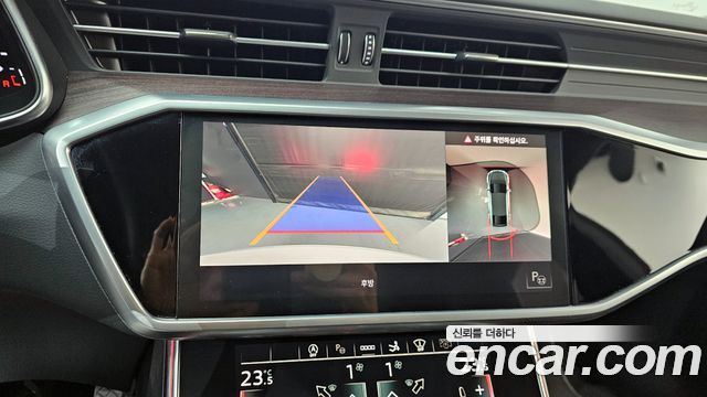 Audi A7 2022 — photo 15