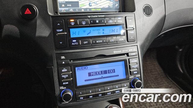 Hyundai Grandeur 2010 — photo 16