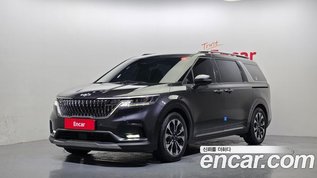 Kia Canival 2022 — photo 1