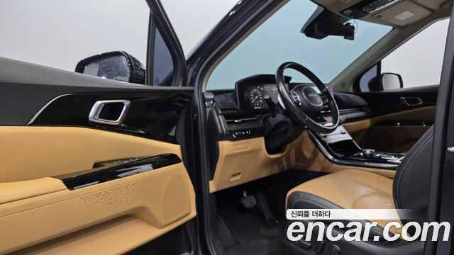 Kia Canival 2022 — photo 11