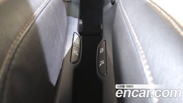 Kia Canival 2022 — photo 18