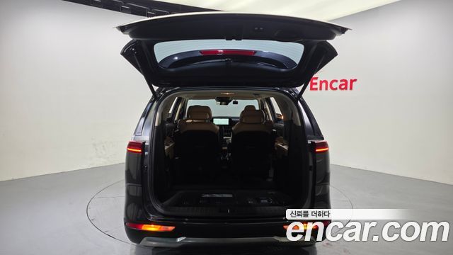 Kia Canival 2022 — photo 20